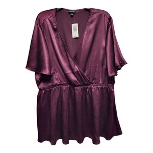NWT Torrid Stunning Purple Blouse with Flutter Sleeves and V-Neckline - Size 3X